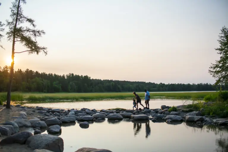 Header_family-itasca-state-park-mississippi-headwaters