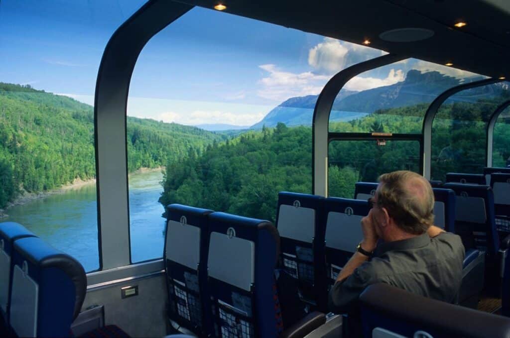 TreinreizendoorCanada_uitzicht